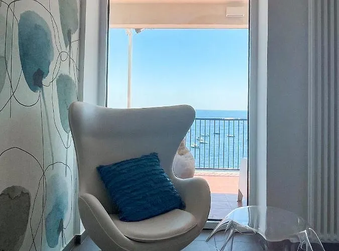 Mareincasa Aci Castello